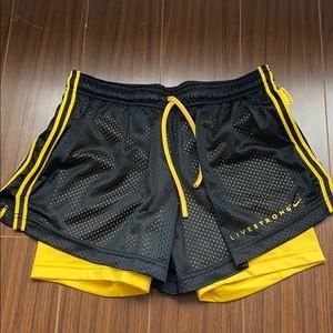 Running shorts